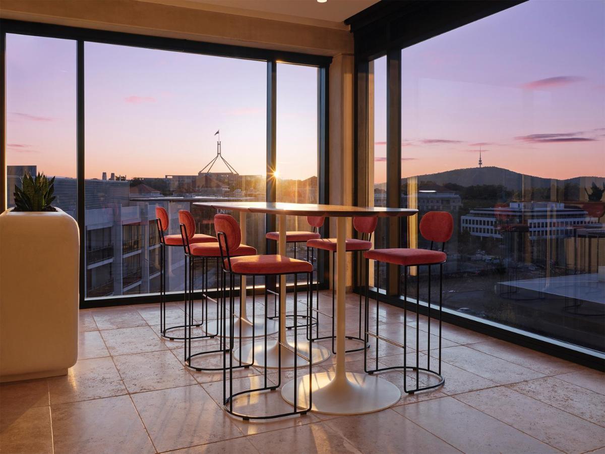 Burbury Hotel Canberra Ngoại thất bức ảnh