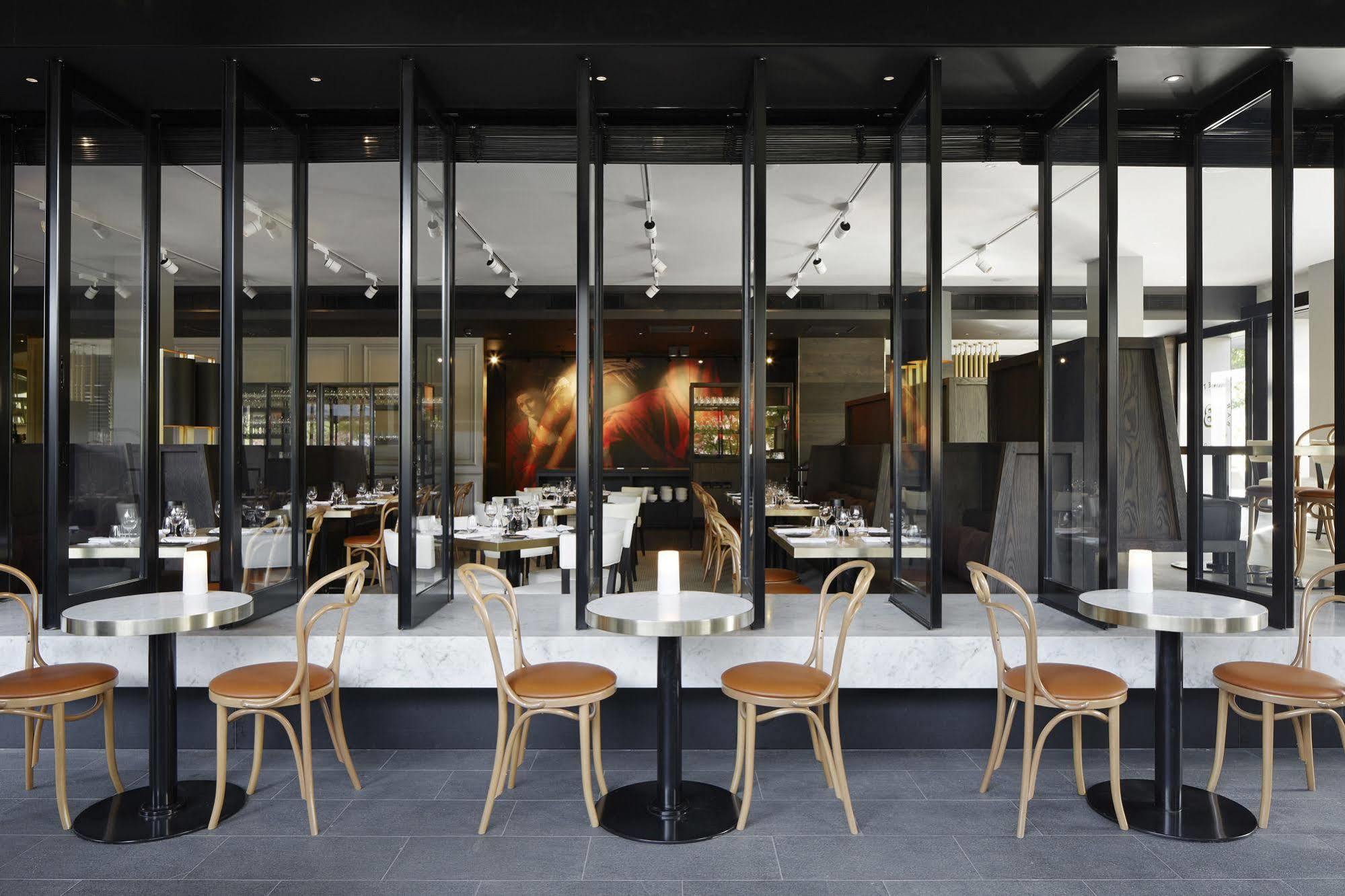 Burbury Hotel Canberra Ngoại thất bức ảnh